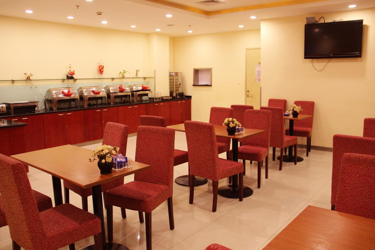 Hanting Express Qingdao International Convention Center 外观 照片